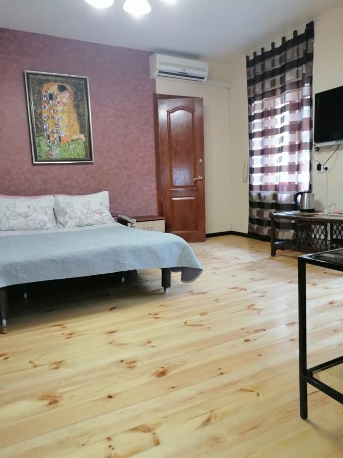 Yellow Unlimited Hotel 4 Kharkiv Extérieur photo